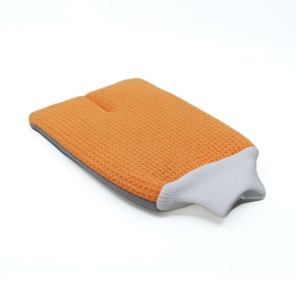 CARPRO Glass Mitt | Găng tay rửa xe chuyên dụng tẩy ố kính ô tô 3 CARPRO Glass Mitt | Găng tay rửa xe chuyên dụng tẩy ố kính ô tô - Ảnh 3
