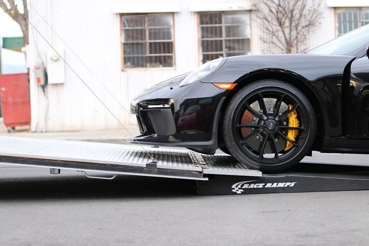 RACE RAMPS Car Trak-Jax | Dốc lên xe ô tô bằng nhựa 3 RACE RAMPS Car Trak-Jax | Dốc lên xe ô tô bằng nhựa - Ảnh 3
